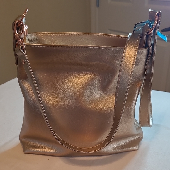Handmade Rose Gold Women's Leather Crossbody Bag - Picture 3 of 9